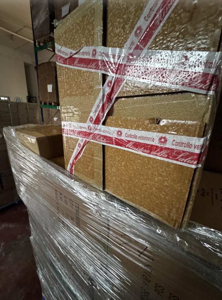 Veterinary control tape on boxes